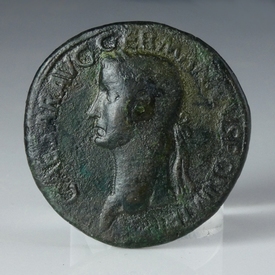 Roman Empire, Caligula (37-41) Sestertius 'The Three Graces'