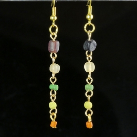 Earrings with Roman multicoloured glass beads