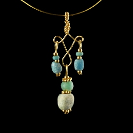 Pendant with Roman turquoise glass beads