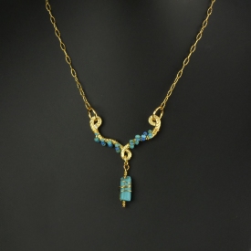 Necklace with Roman wire-wrapped turquoise glass beads