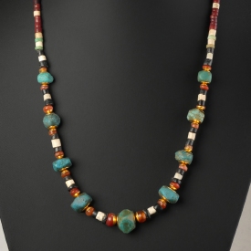 Necklace with Egyptian stone, glass and gold beads