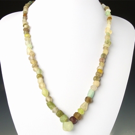 Necklace with Roman semi-translucent glass beads