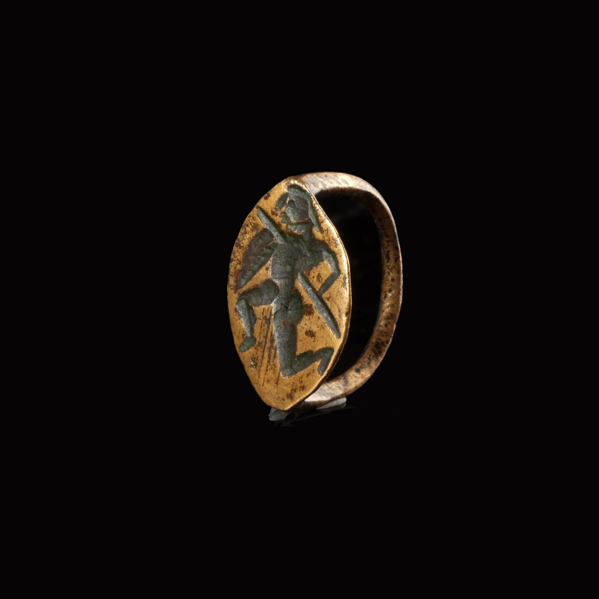 Àncient Greek Hellenistic signet ring with a warrior