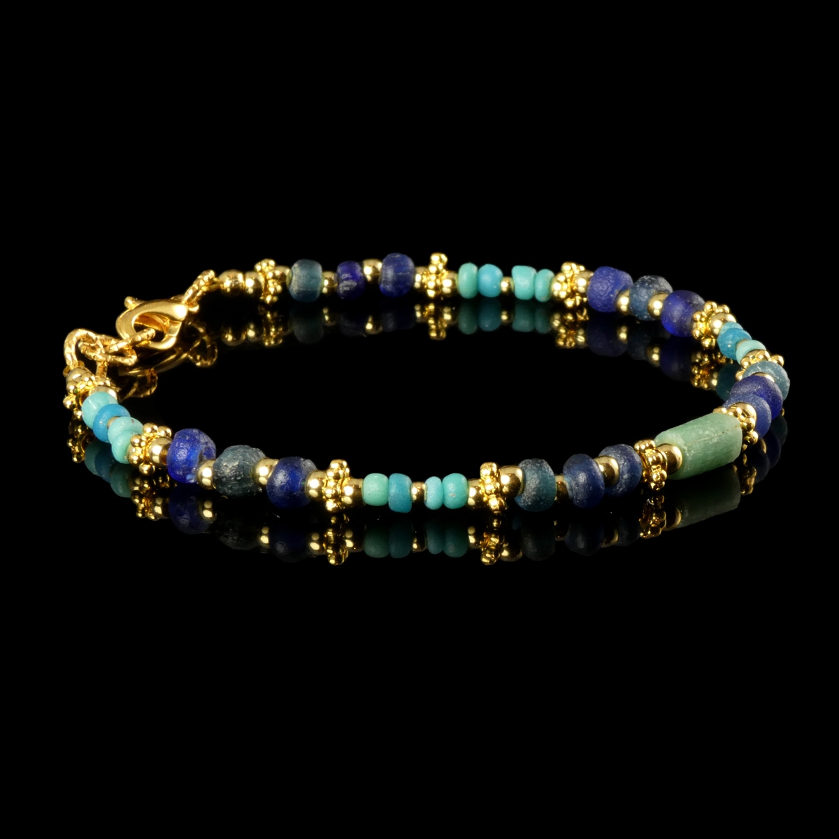 Bracelet with Roman blue and turquoise glass beads