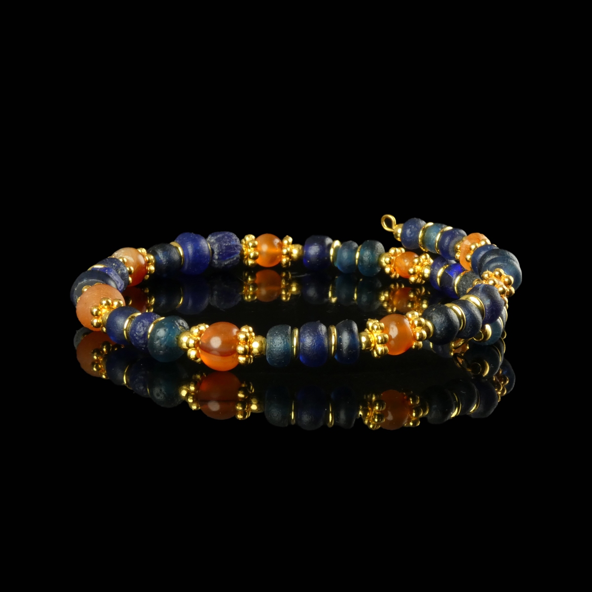 Bracelet with Roman blue glass and carnelian beads