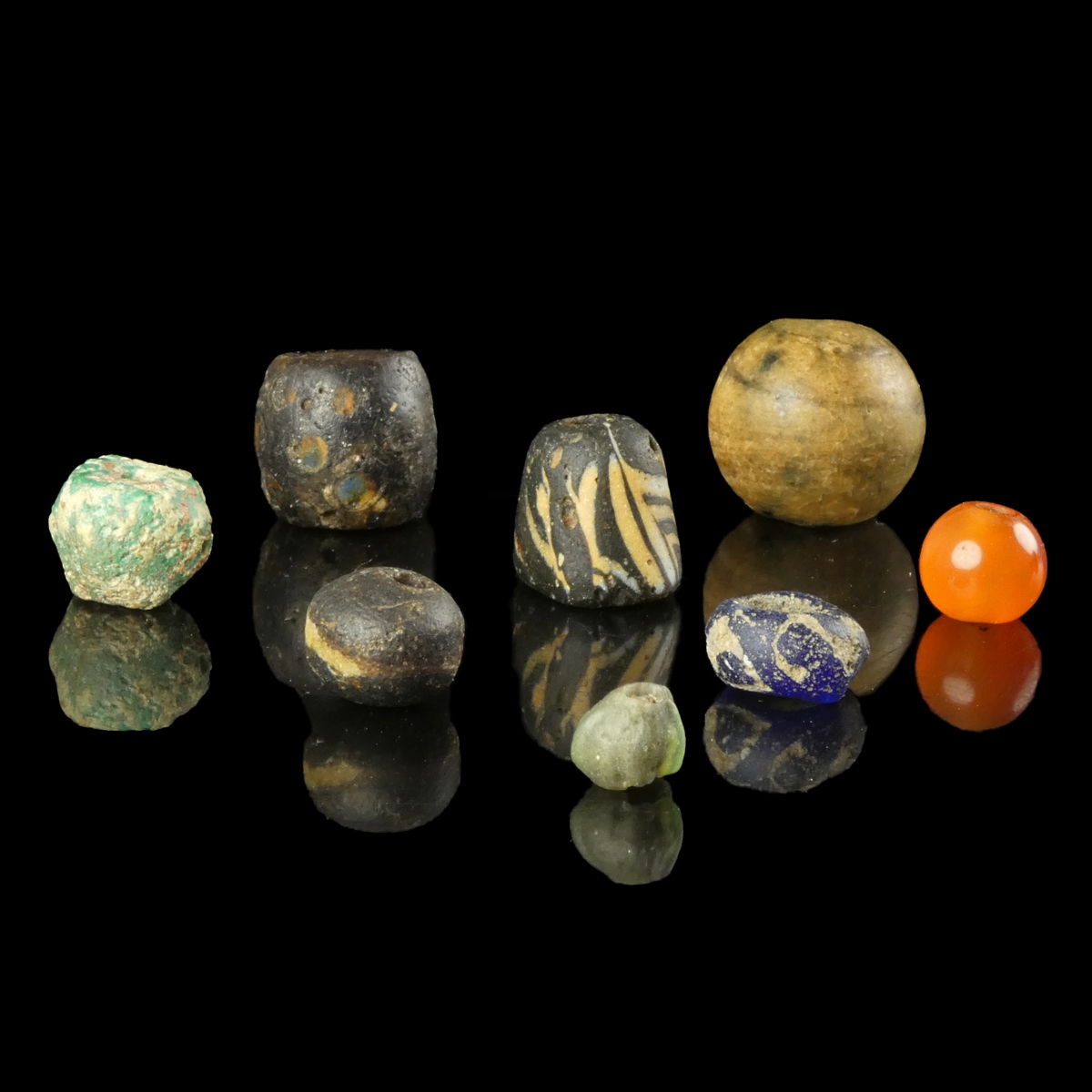 Collection of 8 rare ancient and Roman beads