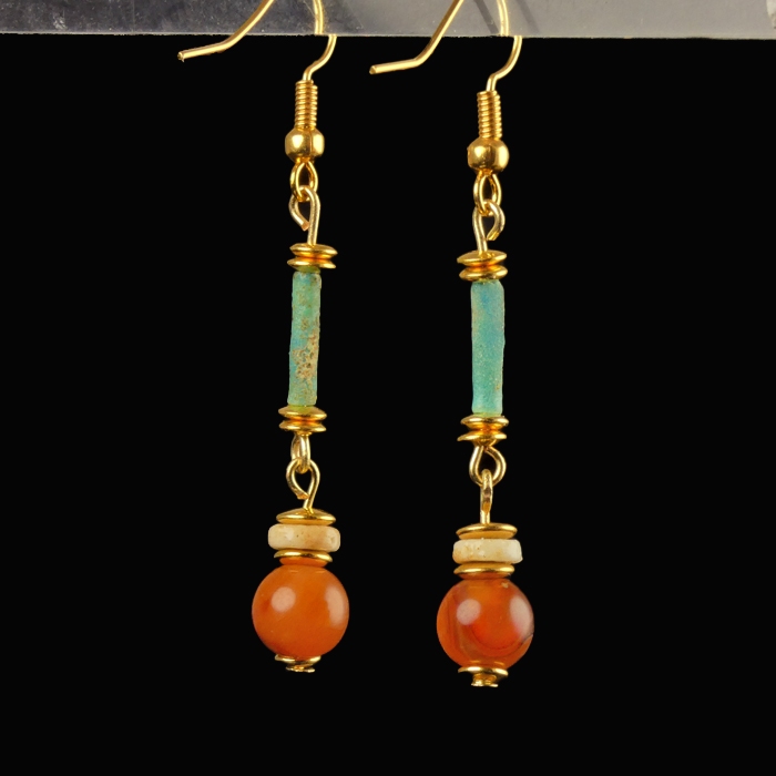 Earrings with Egyptian faience and carnelian beads