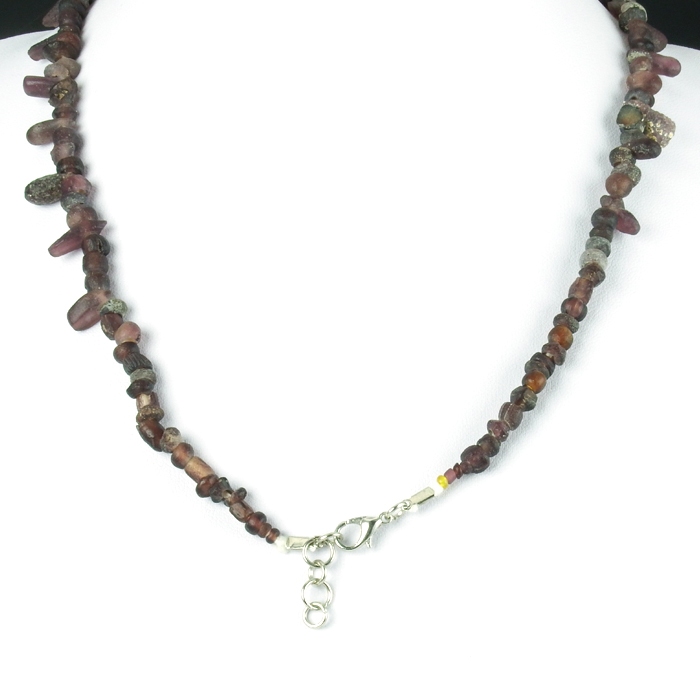 Necklace with Roman purple glass beads