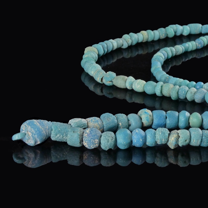 Necklace with Roman turquoise glass beads