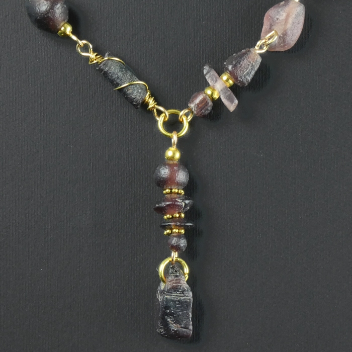 Necklace with Roman wire-wrapped purple glass beads