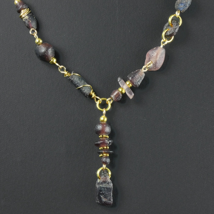 Necklace with Roman wire-wrapped purple glass beads