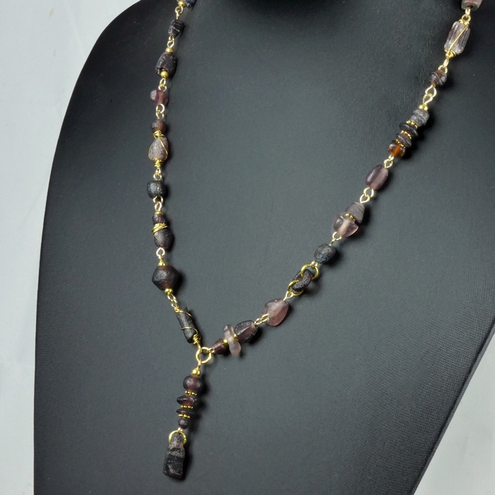 Necklace with Roman wire-wrapped purple glass beads