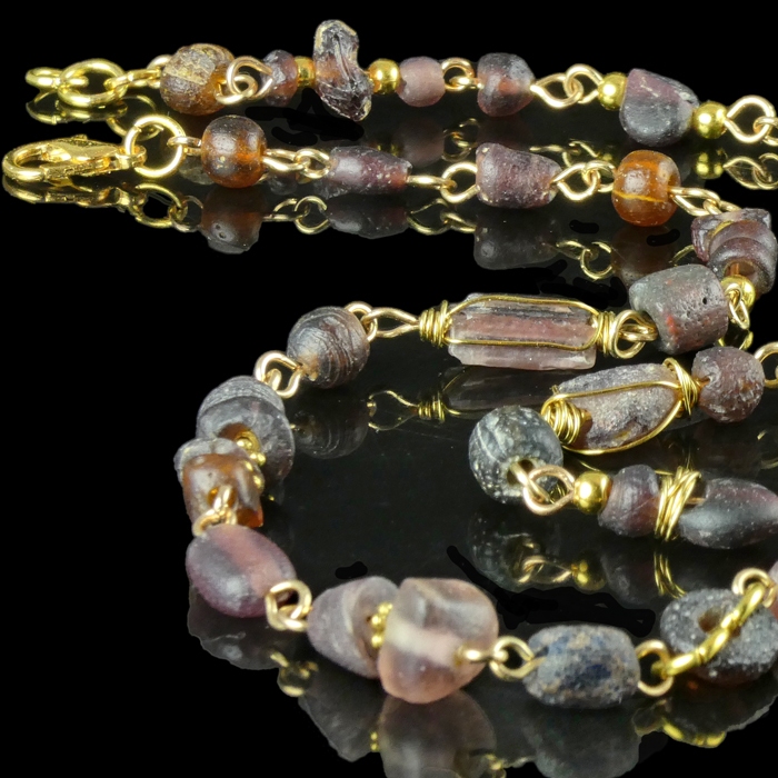 Necklace with Roman wire-wrapped purple glass beads