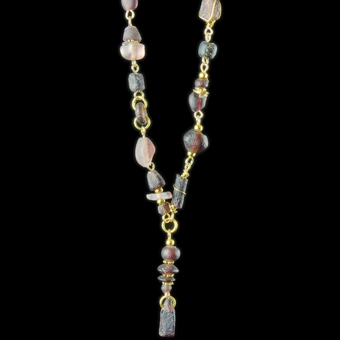 Necklace with Roman wire-wrapped purple glass beads