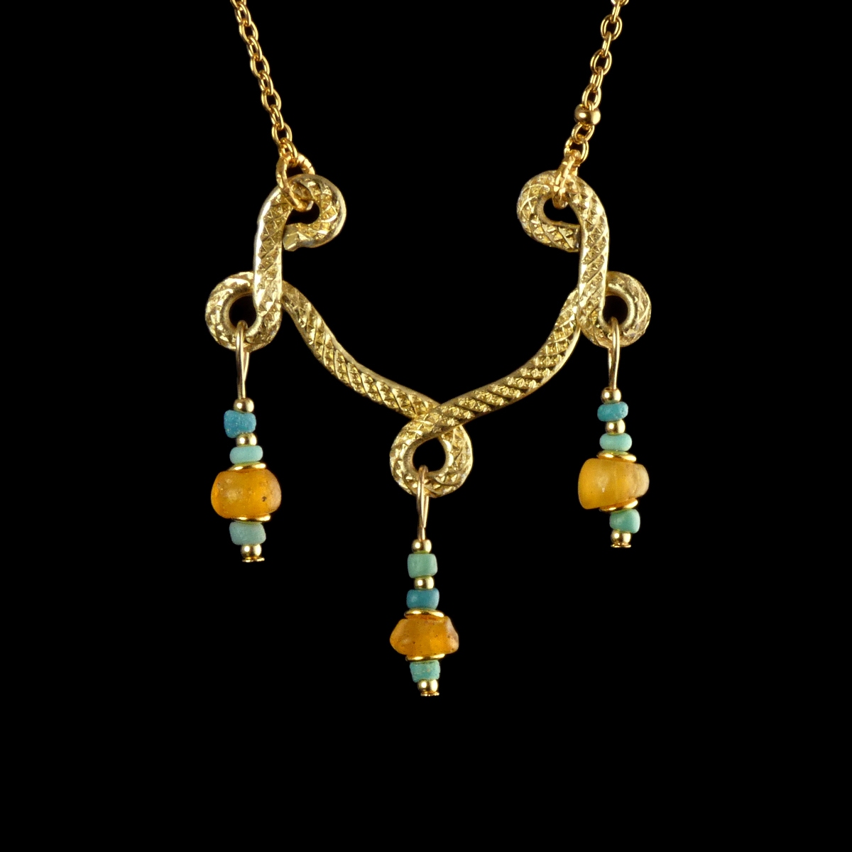 Necklace with Roman yellow and turquoise glass beads