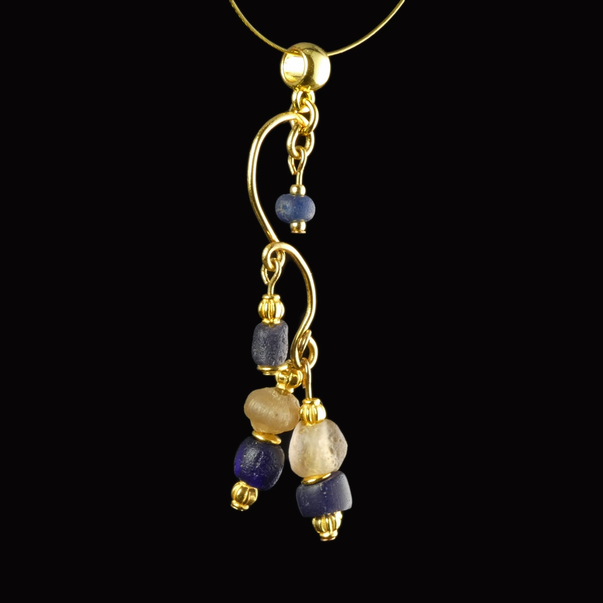 Pendant with Roman blue and semi-translucent glass beads