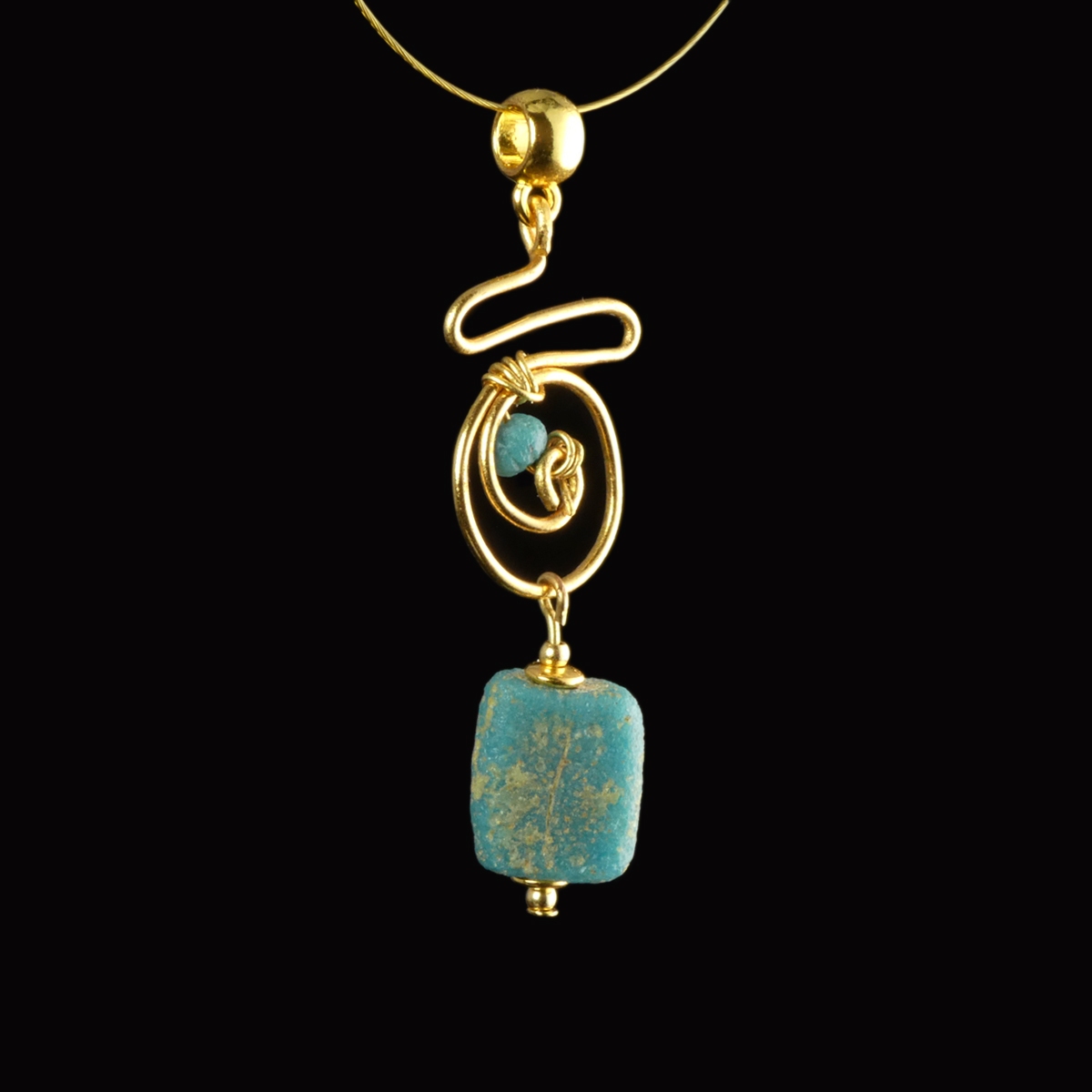 Pendant with Roman turquoise glass beads