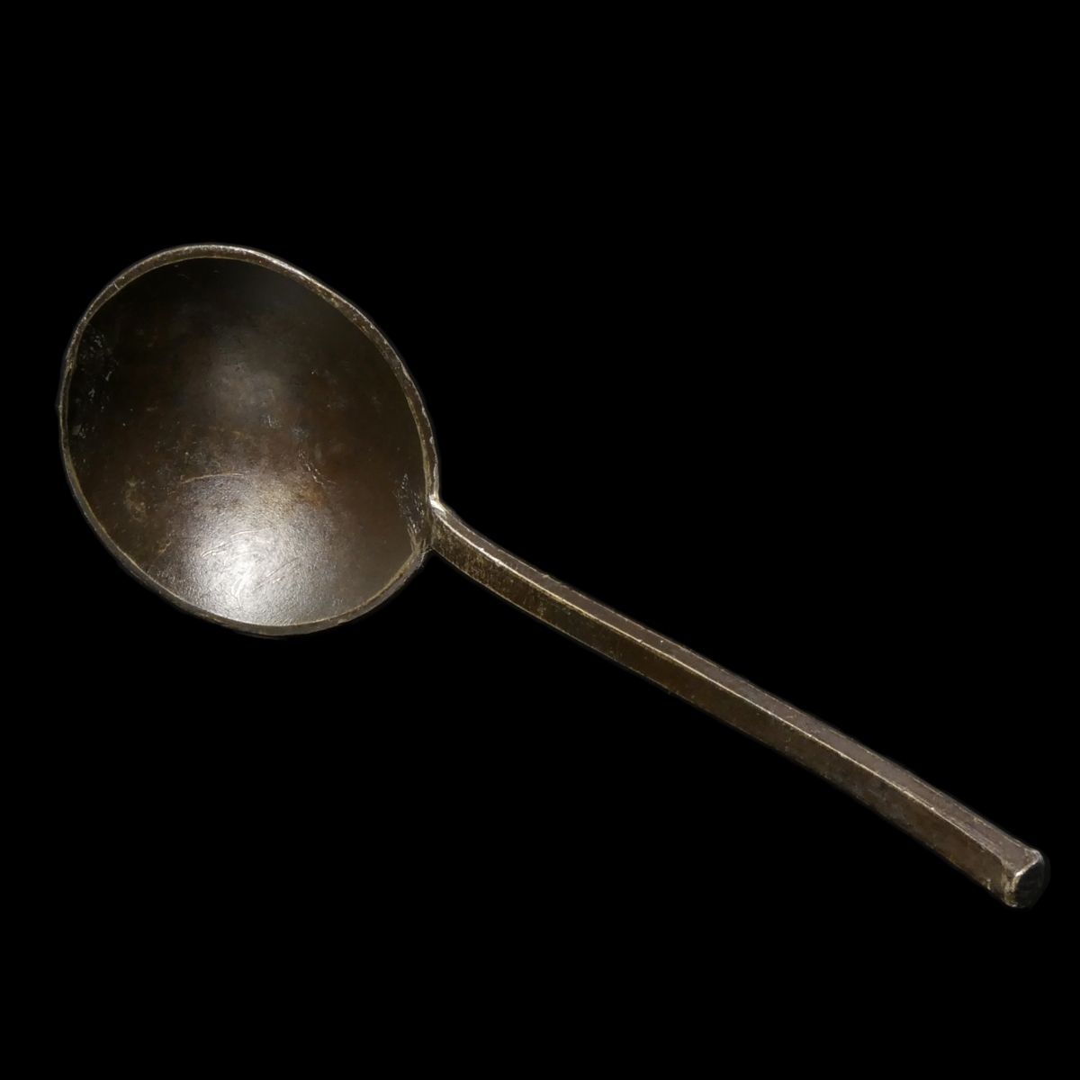 Pewter spoon with Tudor Rose mark and initials A E