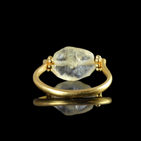 Ring with Roman semi-translucent glass bead