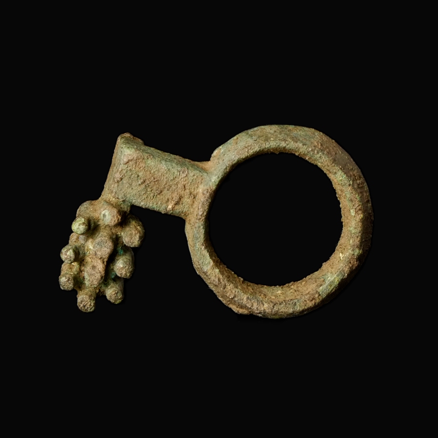 Roman bronze key ring