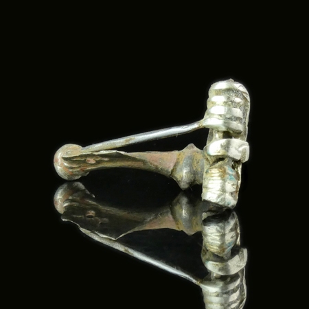 Roman silver bow fibula