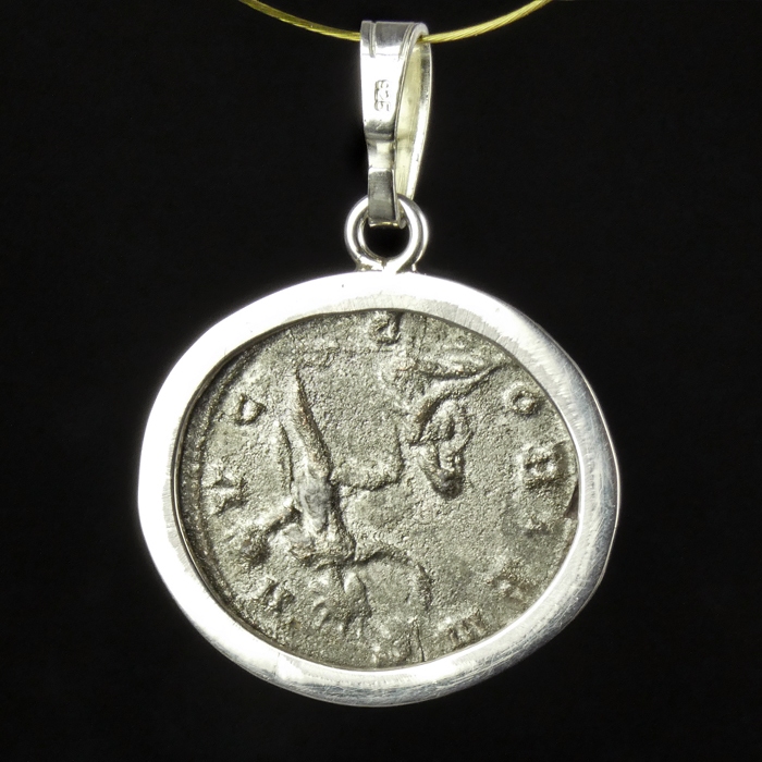 Silver pendant with Roman coin of Aurelianus, rare issue