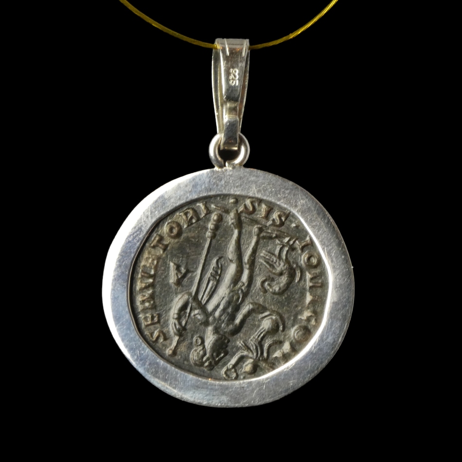 Silver pendant with Roman coin of Constantine I 'the Great'