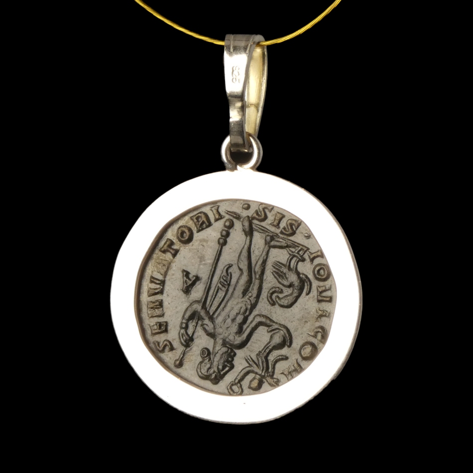 Silver pendant with Roman coin of Constantine I 'the Great'