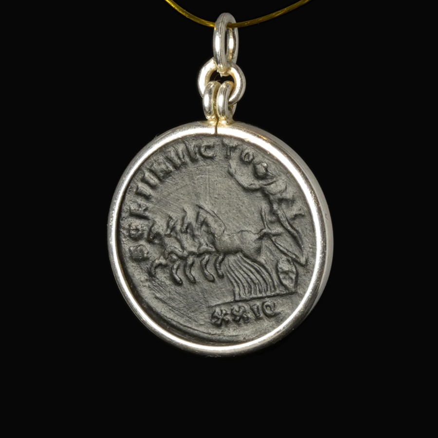 Silver pendant with Roman coin of Probus