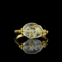 Ring with Roman semi-translucent glass bead