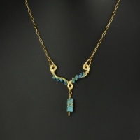 Necklace with Roman wire-wrapped turquoise glass beads