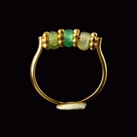 Ring with Roman green glass beads