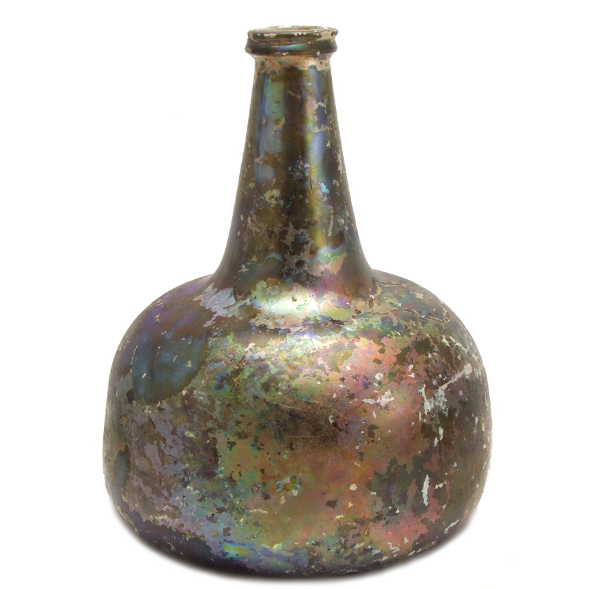 17th century wine bottle (onion bottle or kattekop)